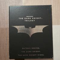 The Dark Knight Trilogy - Box Set Blu-Ray + Artboo