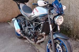 Suzuki SV 650 e4 del 2017 km 12.900 