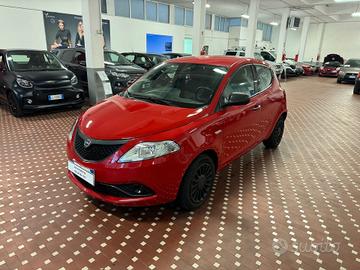 Lancia Ypsilon 1.0 FireFly 5 porte S&S Hybrid Ecoc