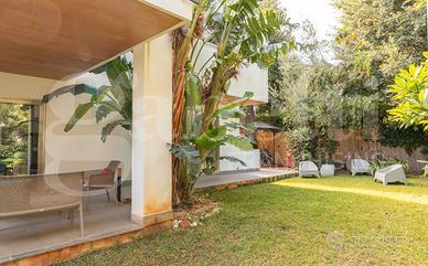 Mondello Villa indipendente con ampio giardino