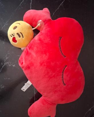 peluche a forma di cuore 