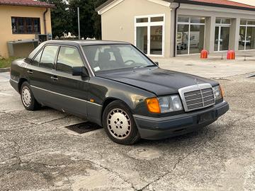 RICAMBI PER MERCEDES BENZ 200E