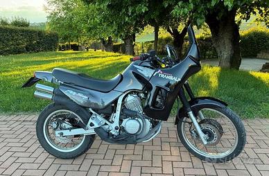 Honda Transalp 600V (1997) con kit Boano