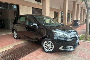 Renault Scenic XMod 1.5dCi110CV perfetta-14