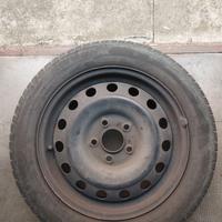 4 Gomme 205/55/16 M+S + cerchi ferro e copricerchi