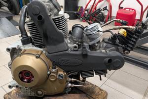 DUCATI HYPERMOTARD 1100 MOTORE COMPLETO