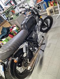 moto 250 cc e scooter 350 cc