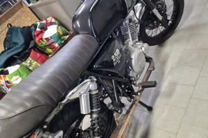 moto 250 cc e scooter 350 cc