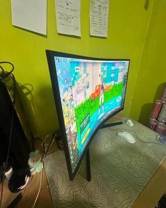 monitor Samsung Odyssey G5 32” da 165Hz curvo