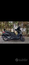 Yamaha x max