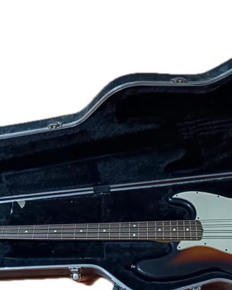 Basso Fender Jazz Bass