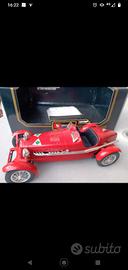 Bburago Alfa Romeo 8c 2300 Monza 1931 1/18
