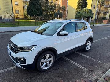 VW T-CROSS 1.6 TDI NEOPATENTATI AUTOMATICO