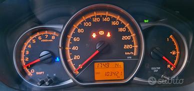 Toyota Yaris 1.0 5 porte Lounge