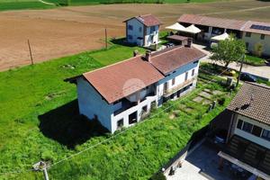 BIFAMILIARE A CHIERI