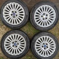 Cerchi in lega da 16 pollici