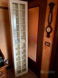 mobiletti a colonna bianchi