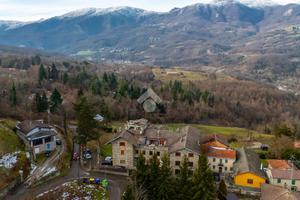 2 LOCALI A CORNIGLIO