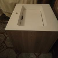 lavabo nuovo di Ikea con tutti i pezzi 