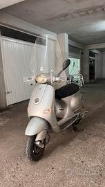 (Per pezzi di ricambio) VESPA ET4 125cc PIAGGIO