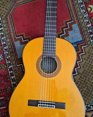 chitarra  yamaha c-80