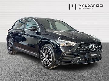 MERCEDES-BENZ GLA 200 d AMG Line Premium Plus auto