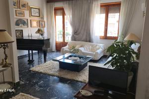 Cagliari, via Castelvì, quadrivano luminoso