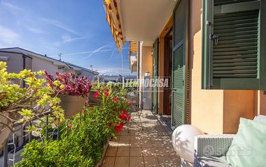 BILOCALE CON TERRAZZINO VIVIBILE - VIA MONZA, CERN