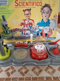 Gioco Super Laboratorio Scientifico Clementoni