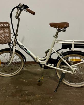 E-bike pieghevole