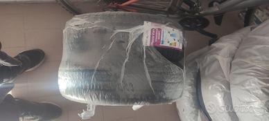 2 Gomme 175/65 R14C 90/88T