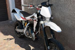 Husqvarna SM 125 2T (2012)
