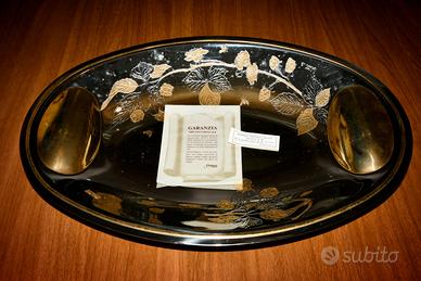 Fruttiera con incisioni floreali