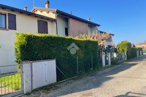 2 LOCALI A LUGO