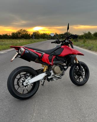 Ducati hypermotard 698 mono FULL TERMIGNONI