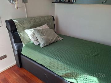 Letto una piazza e mezzo nero