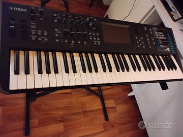 Yamaha ModX 61 Tasti + Soft Case