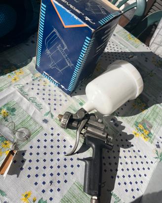 Verniciatore a spruzzo