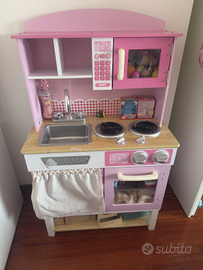 Cucina giocattolo KidKraft in legno – completa e i