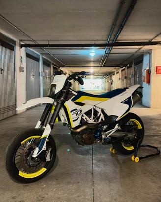 Husqvarna SM 701