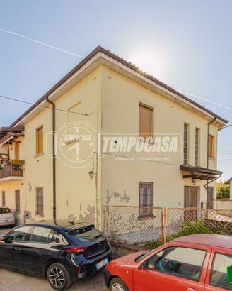 Appartamento a Sommo Via Roma 2 locali