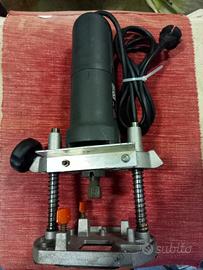 Fresatrice verticale 