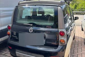 Panda Cross 1300 multijet