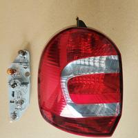 fanale posteriore sn renault modus 2011