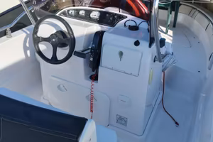 RANIERI VOYAGER 19 S + SUZUKI DF40