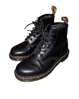 Anfibi Dr. Martens 101 YS 6 Fori Pelle Nera t.38