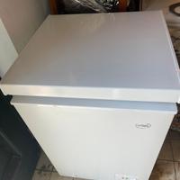 Congelatore a pozzetto 