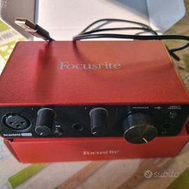 scheda audio scarlett solo ( nuova)