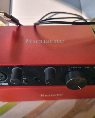 scheda audio scarlett solo ( nuova)