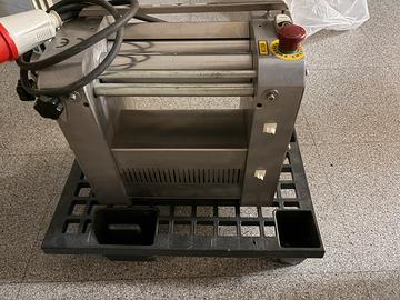 Sfogliatrice professionale